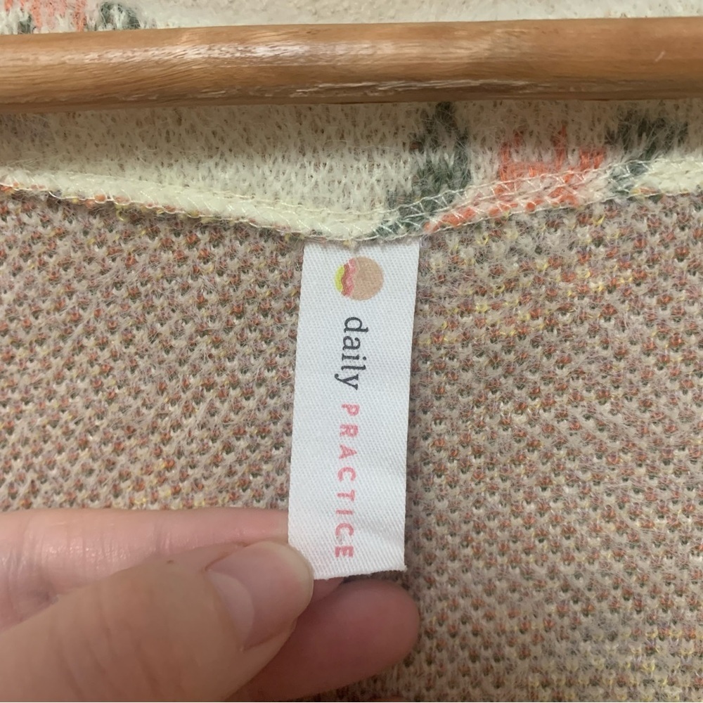 Daily Practice by Anthropologie Floral Printed Cropped Sweater Cream Pink XL - Picture 7 of 7